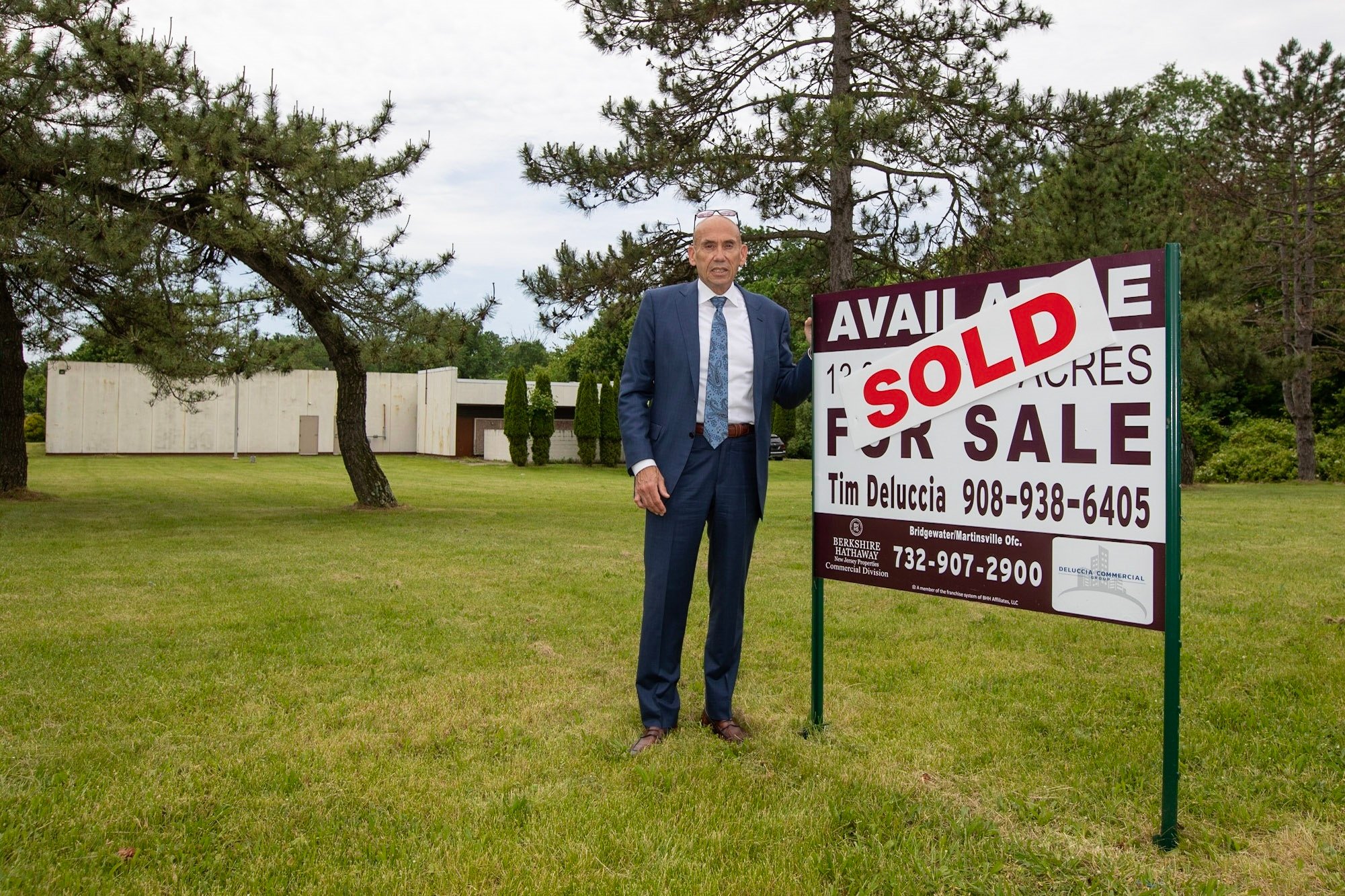 Deluccia Commercial Group Building