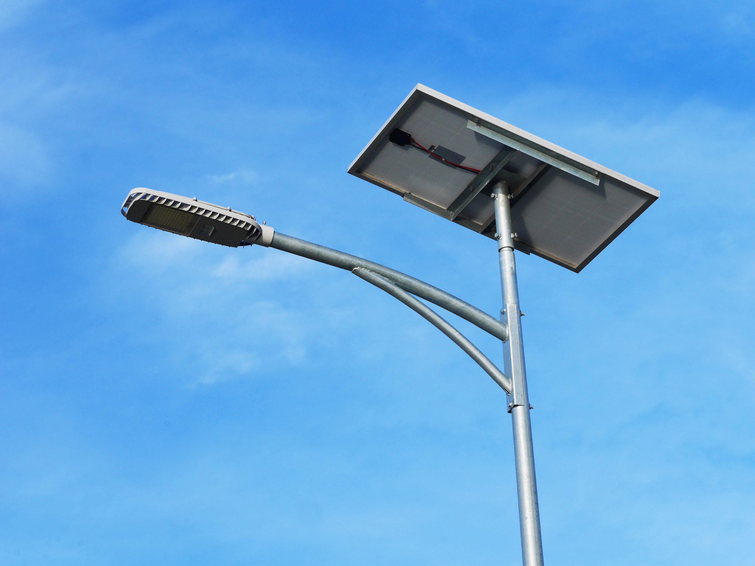 Poste Solar Convencional