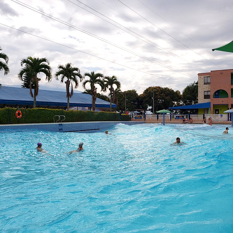 Piscina de olas