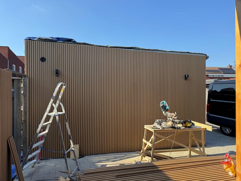 Gevelafwerking composiet bekleding afbouwbedrijf Oss