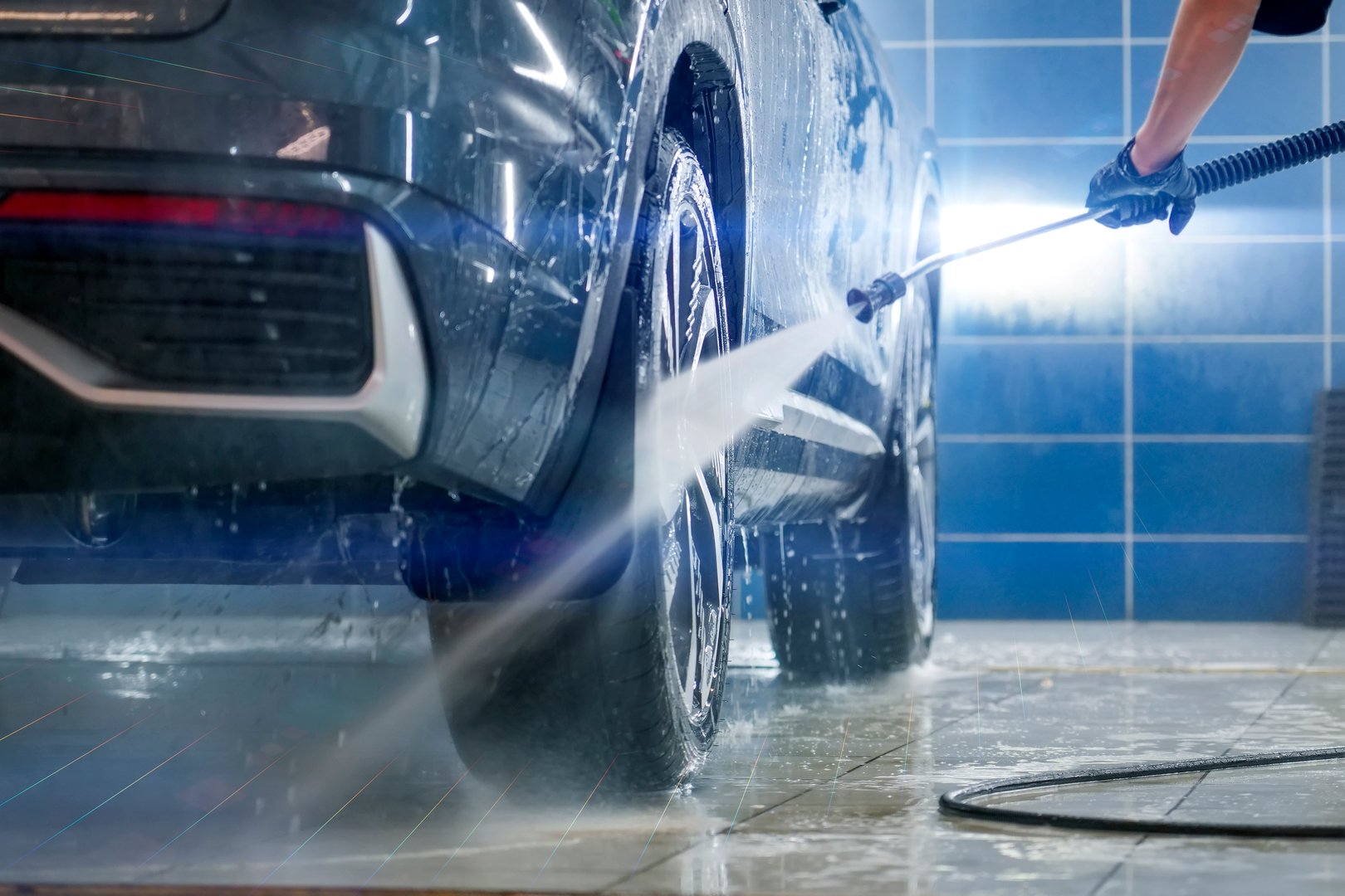 SUV detailing