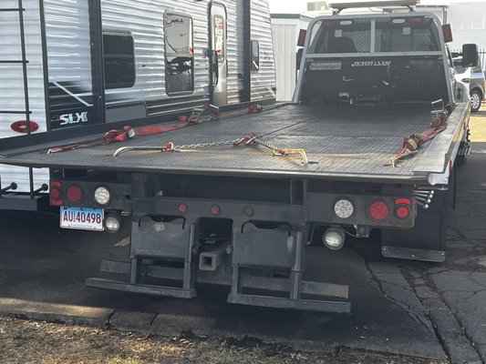 Andy's Towing Service truck