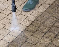 Sidewalk and walkway cleaning service