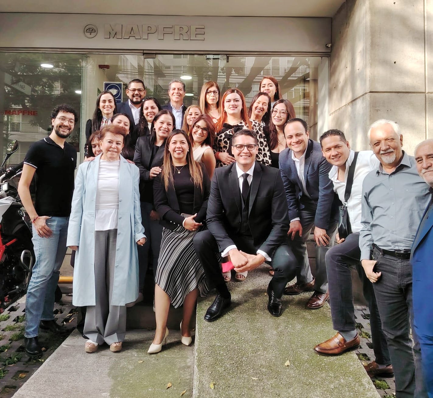 Equipo Aseguramos Confianza - Únete a nuestro equipo de agentes