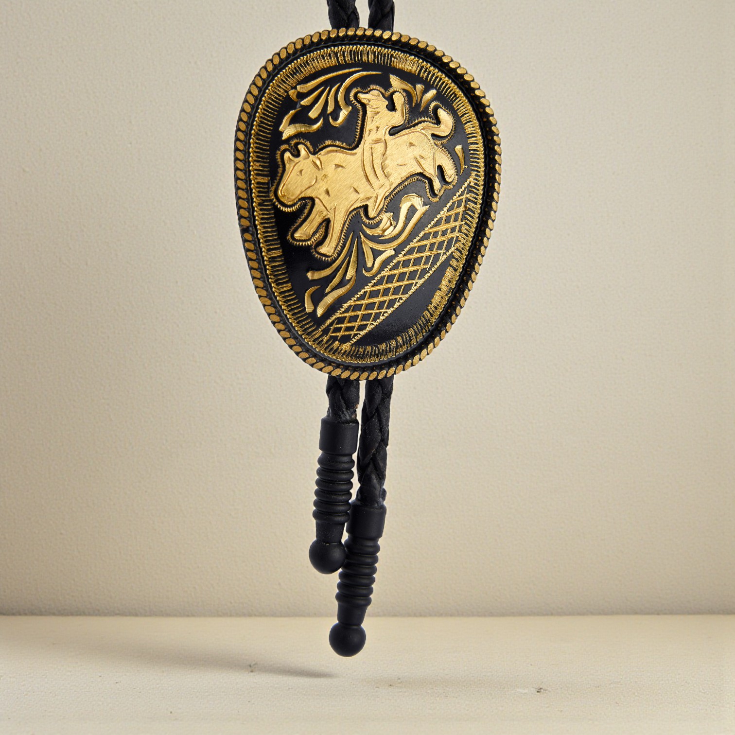 Accessories - alpaca and leather goods