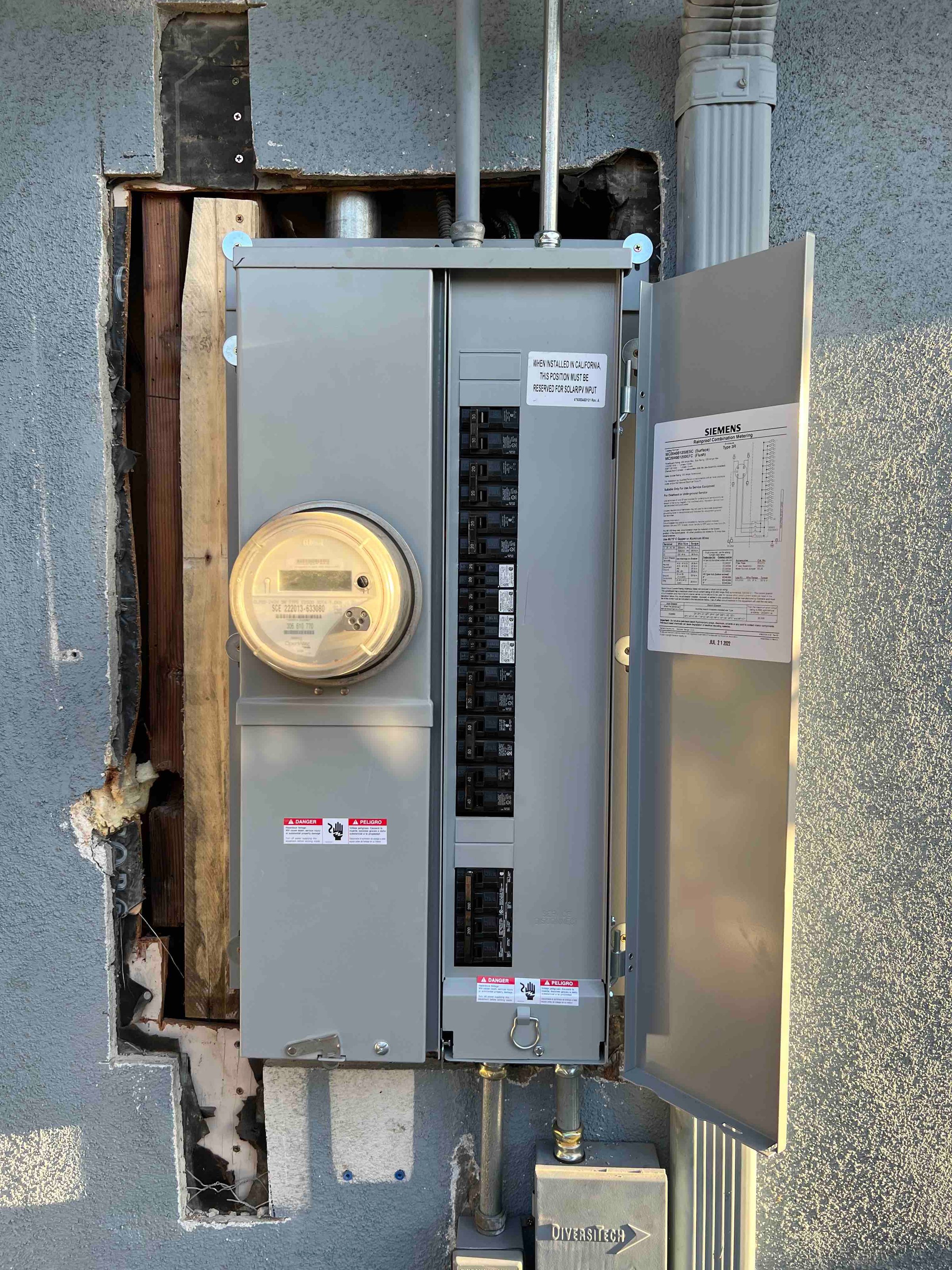 Panel Upgrades 200AMP - Image 5