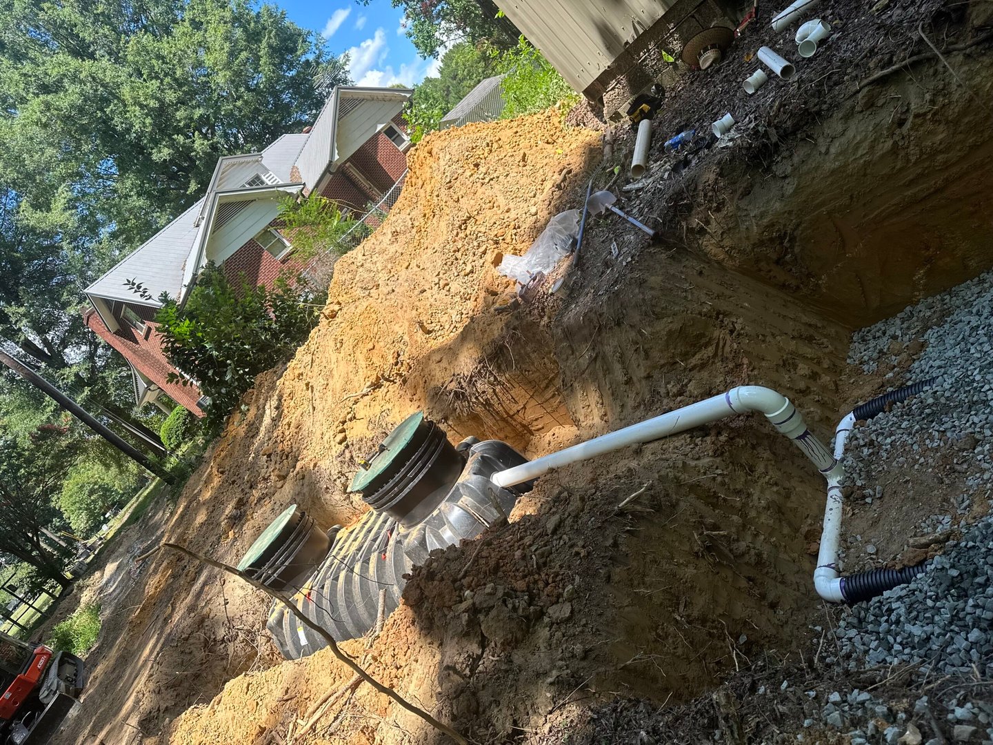 BusbysLand septic tank excavation and installation