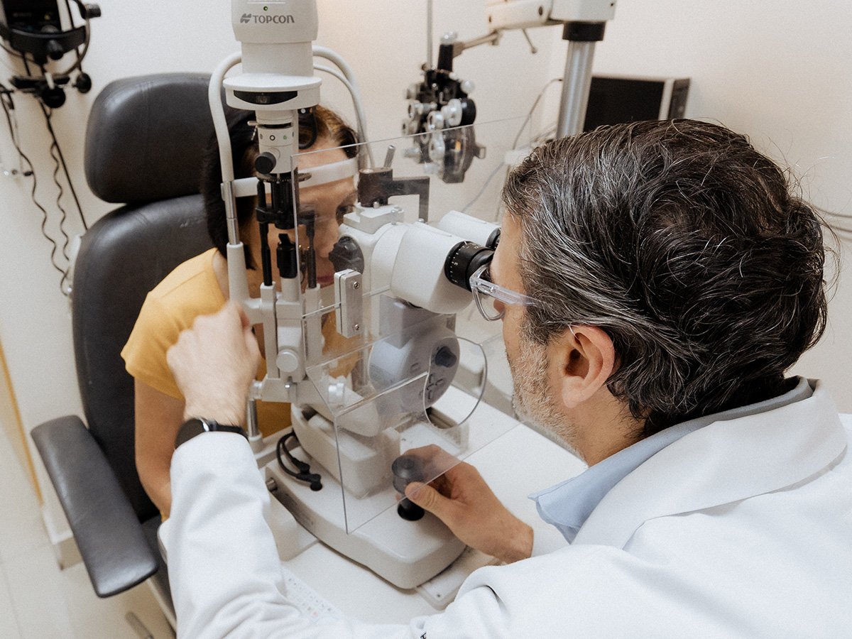 Dr. Iván Leopoldo Morfín Salido, oftalmólogo certificado