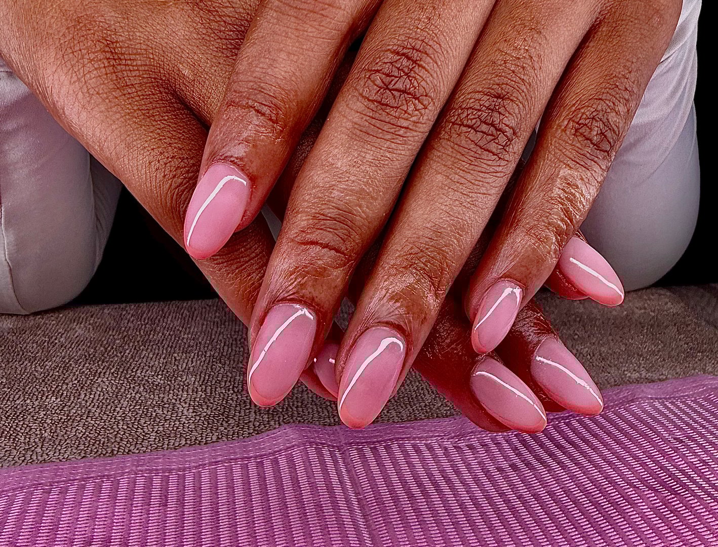 Luxurious nail art and beauty services