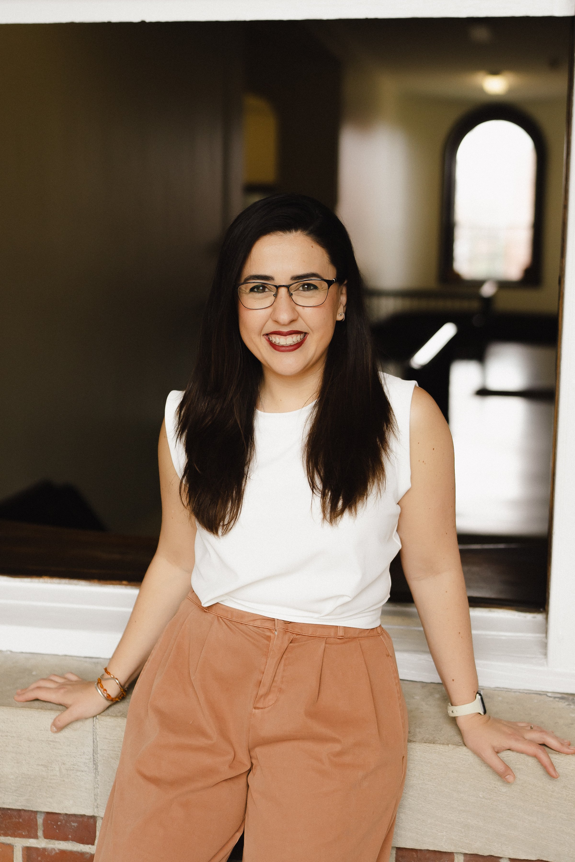 Fotografía profesional de la fundadora de EmpresariA.io