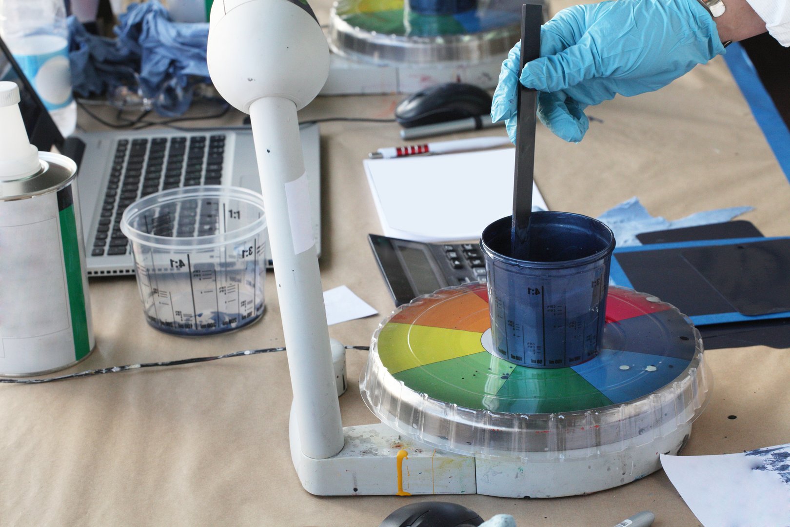 Preparation of paint for car painting in car body shop laboratory