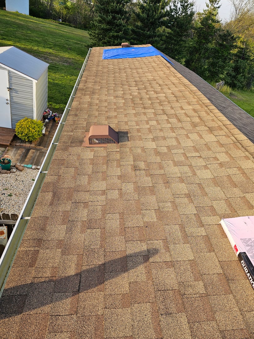 Roof before replacement in Crystal City, Missouri
