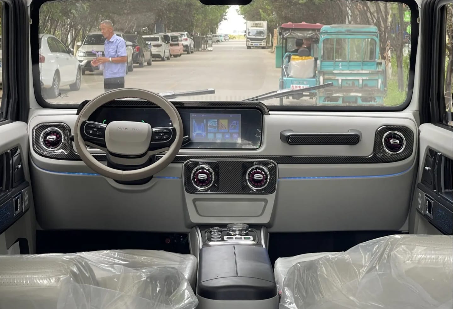 New Shandong EV 2026 - Vista trasera y luces LED