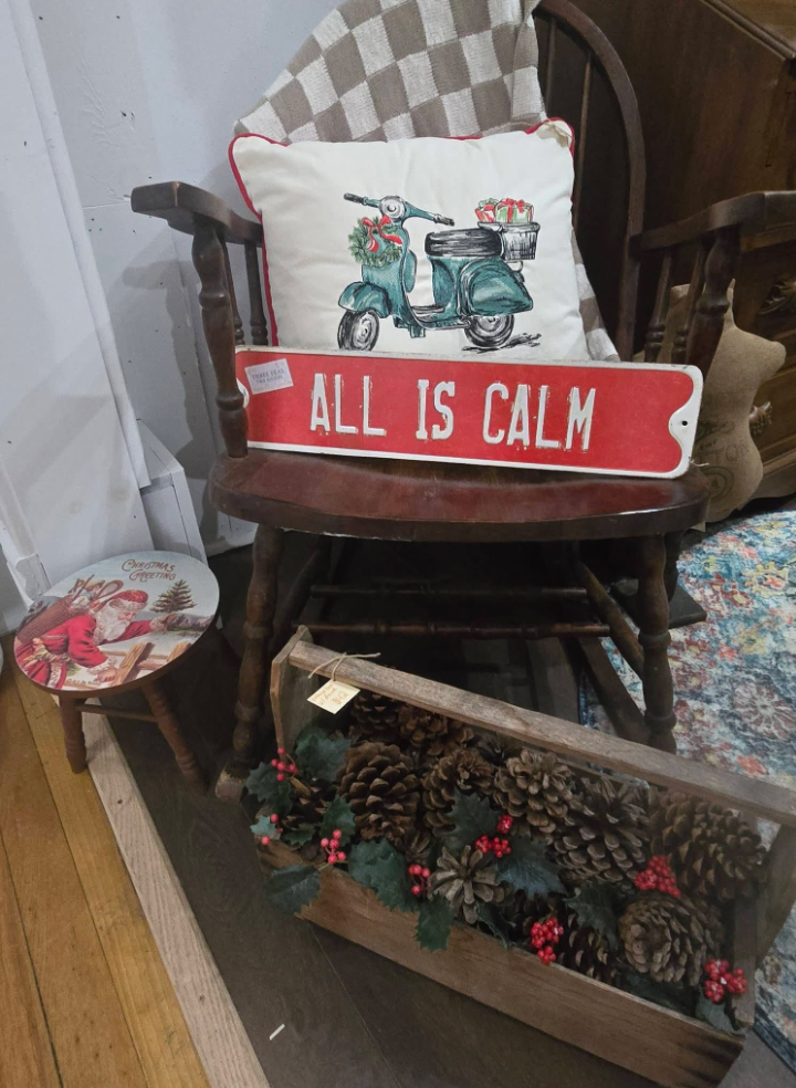 Store gallery showcase