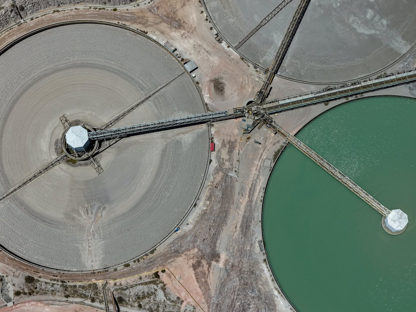Mineral processing flotation ponds
