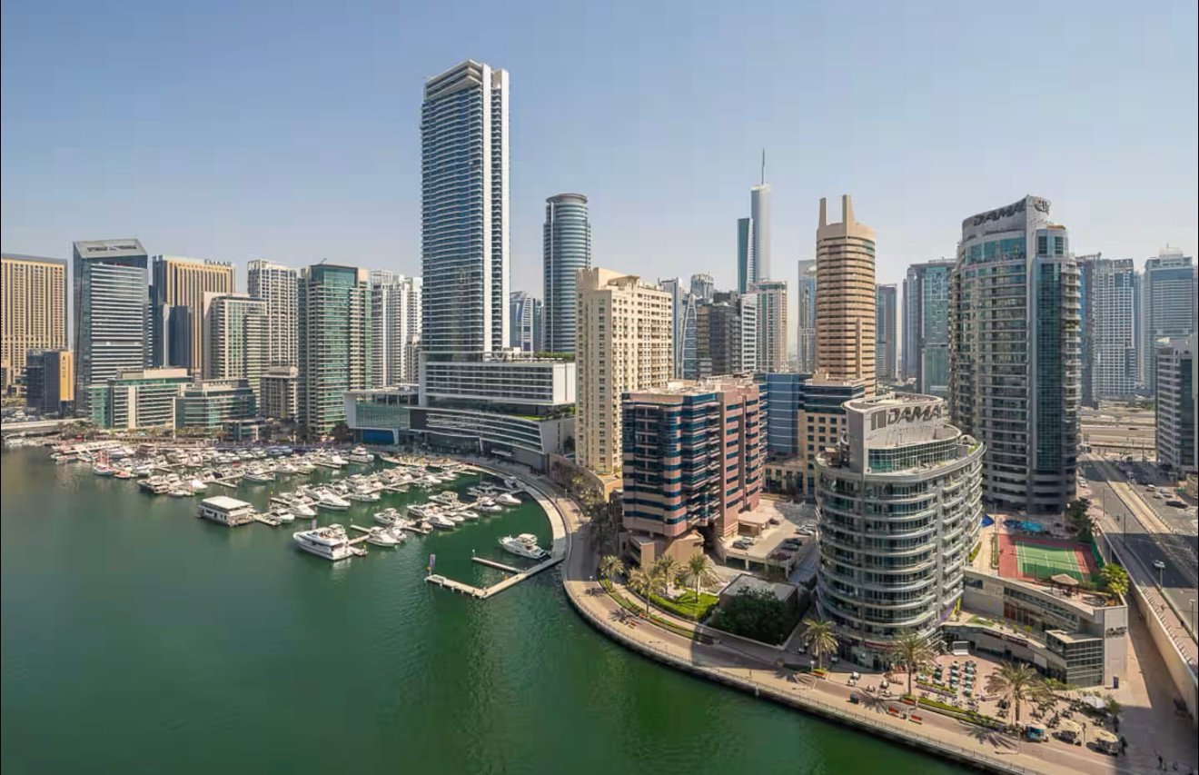 Port's Apartments exterior