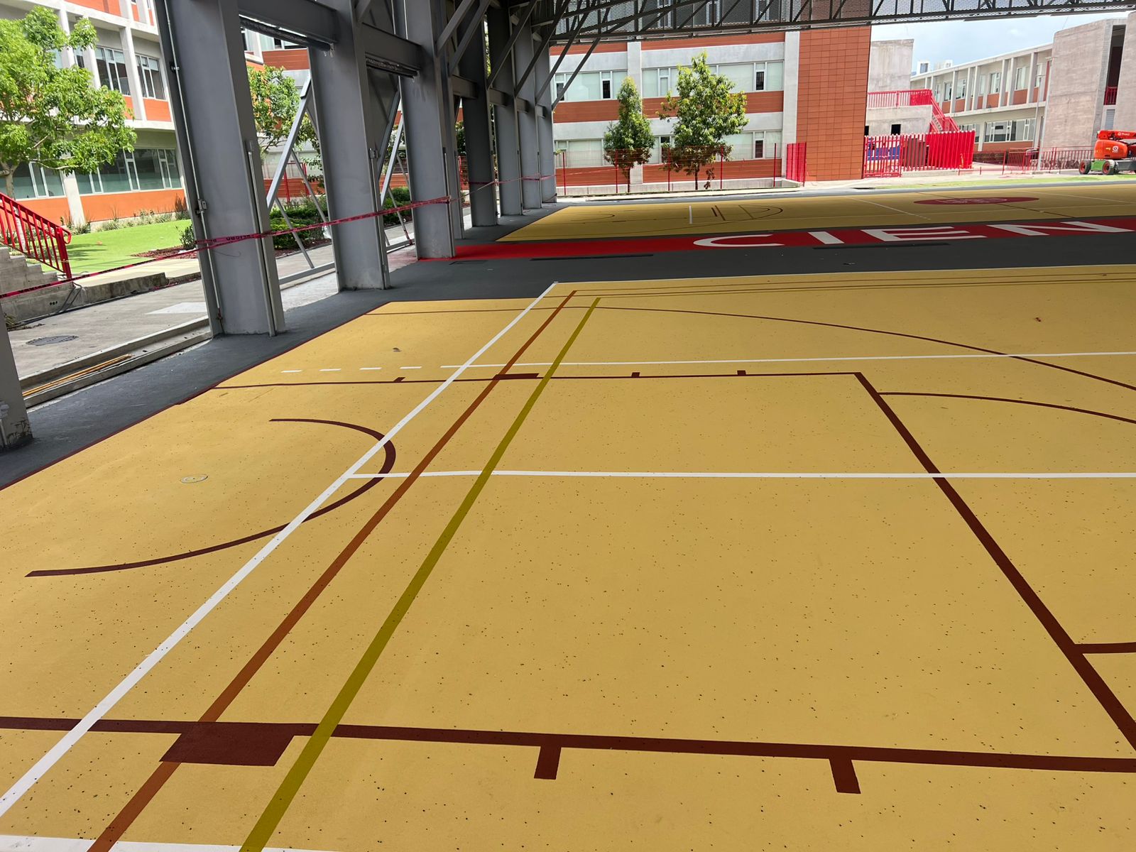 Canchas de pintura multiusos del Instituto de Ciencias - Vista 3