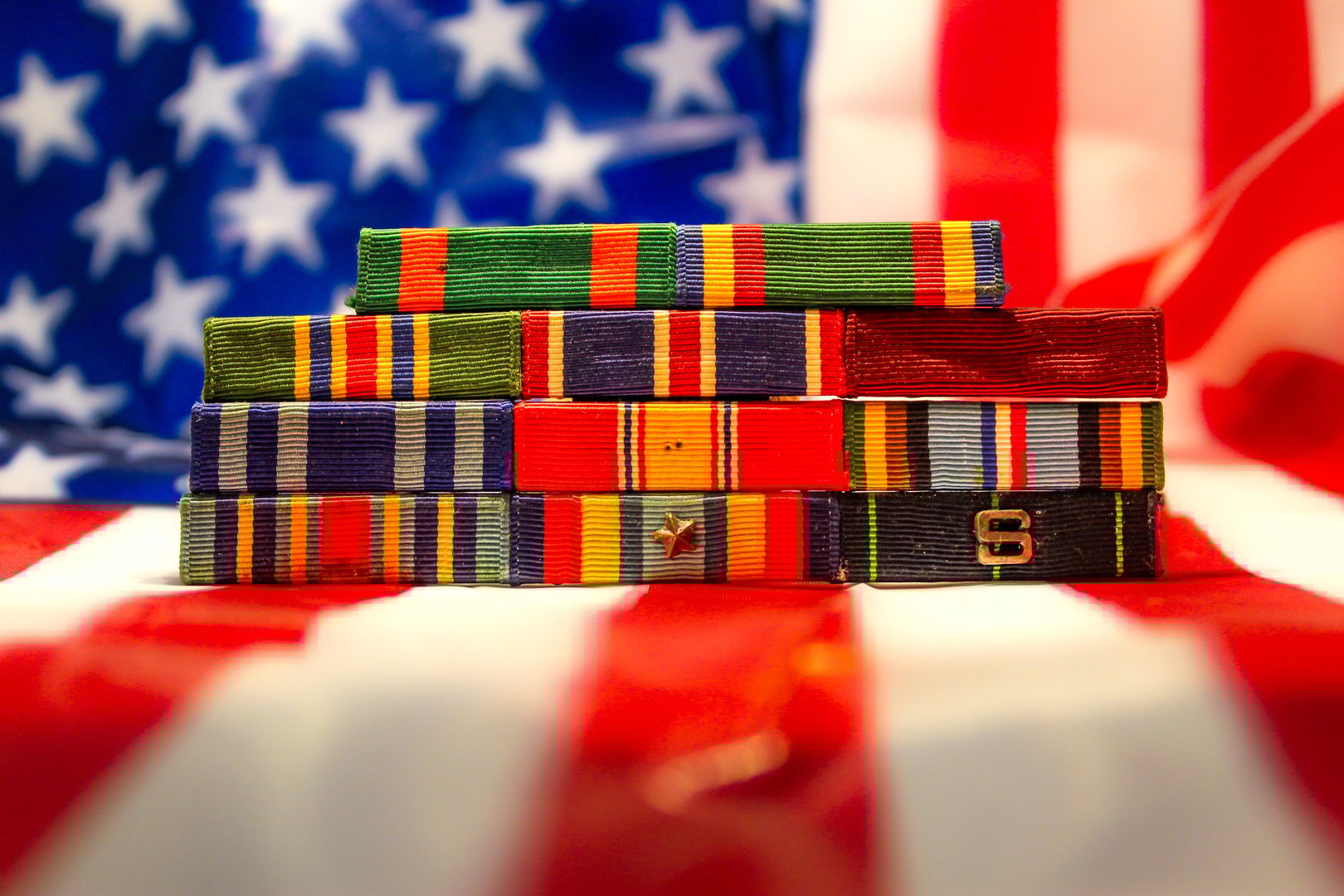 Ribbon rack of Navy medals.