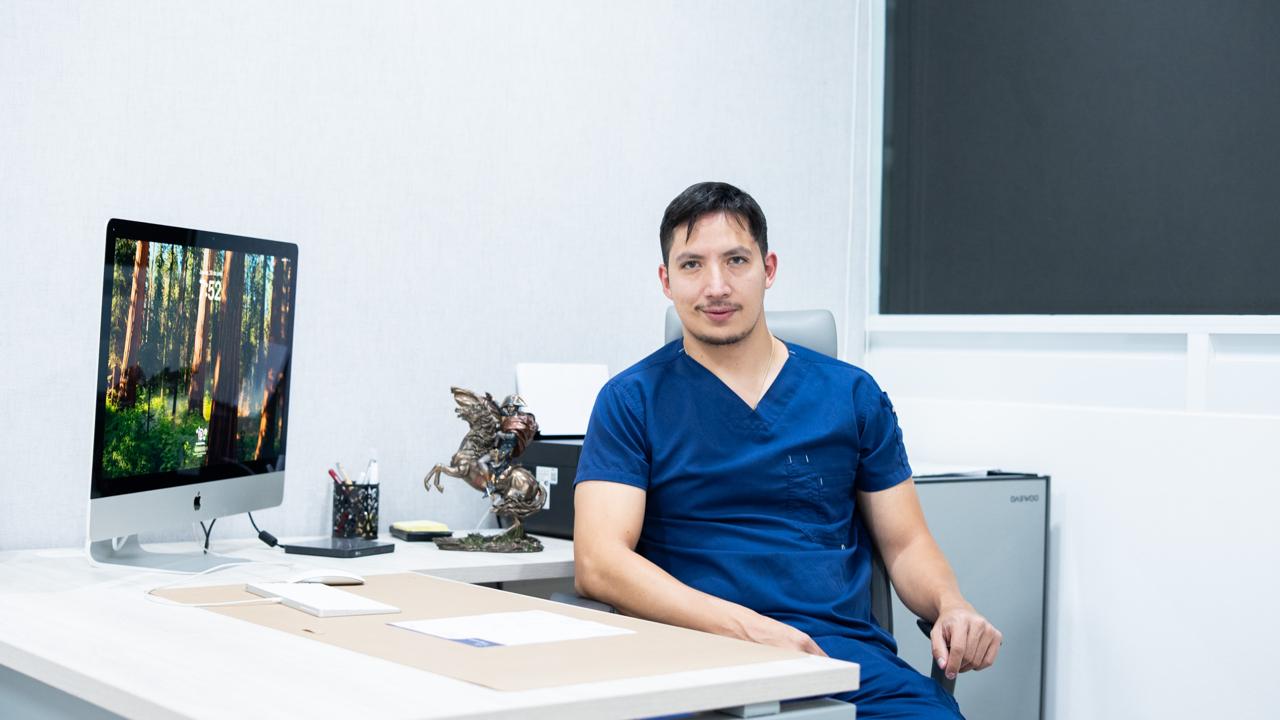 Dr. Benjamin Paul Sánchez Tamariz - Cirugía General