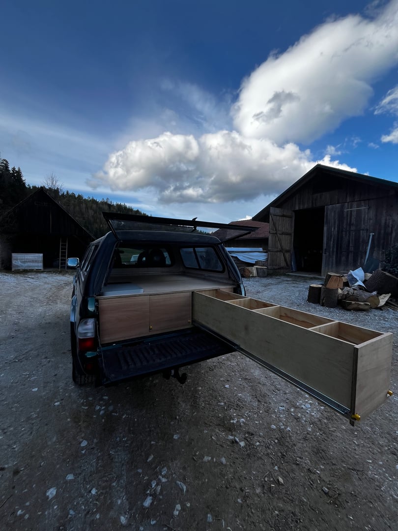 Mitsubishi L200 Camper Detail