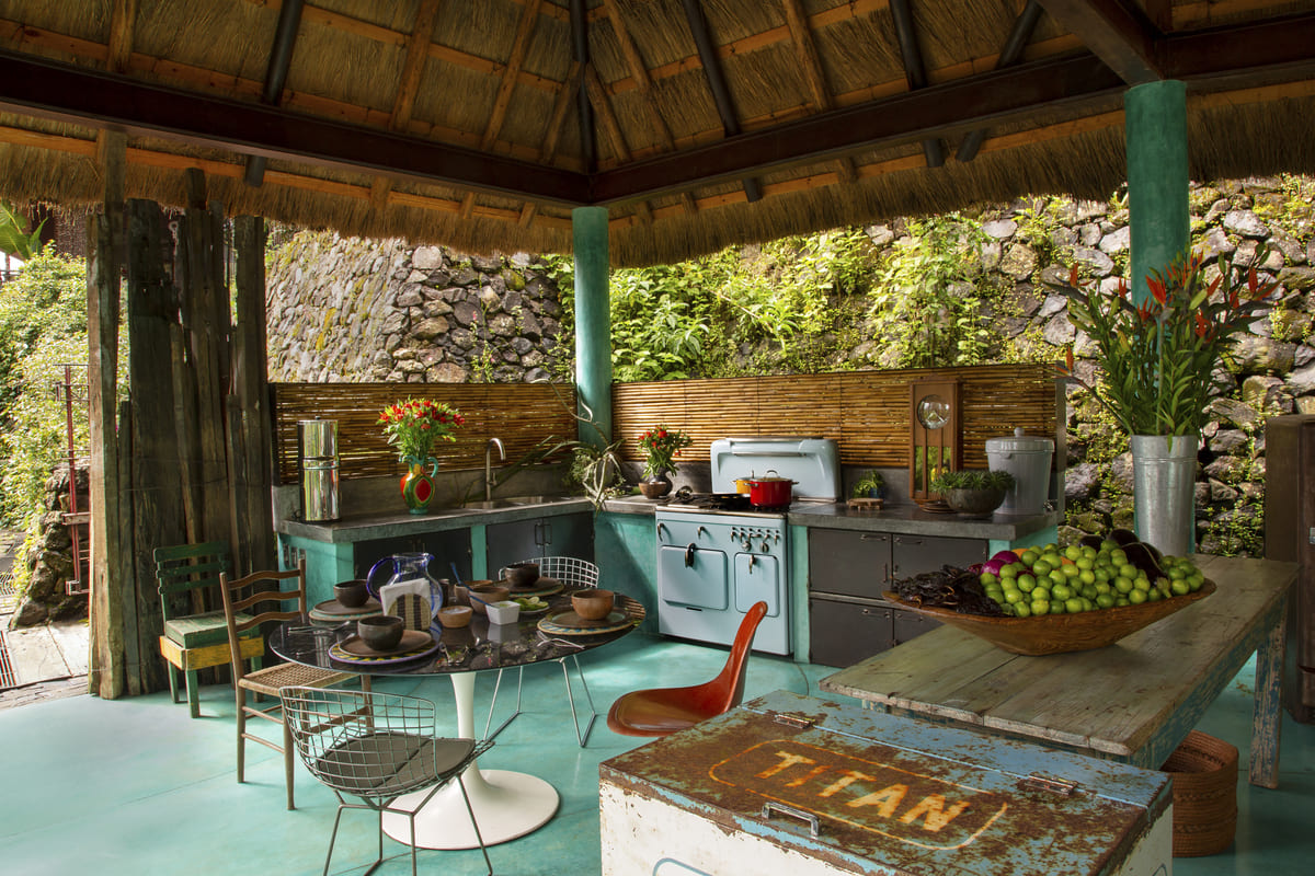 Open-air kitchen and dining space