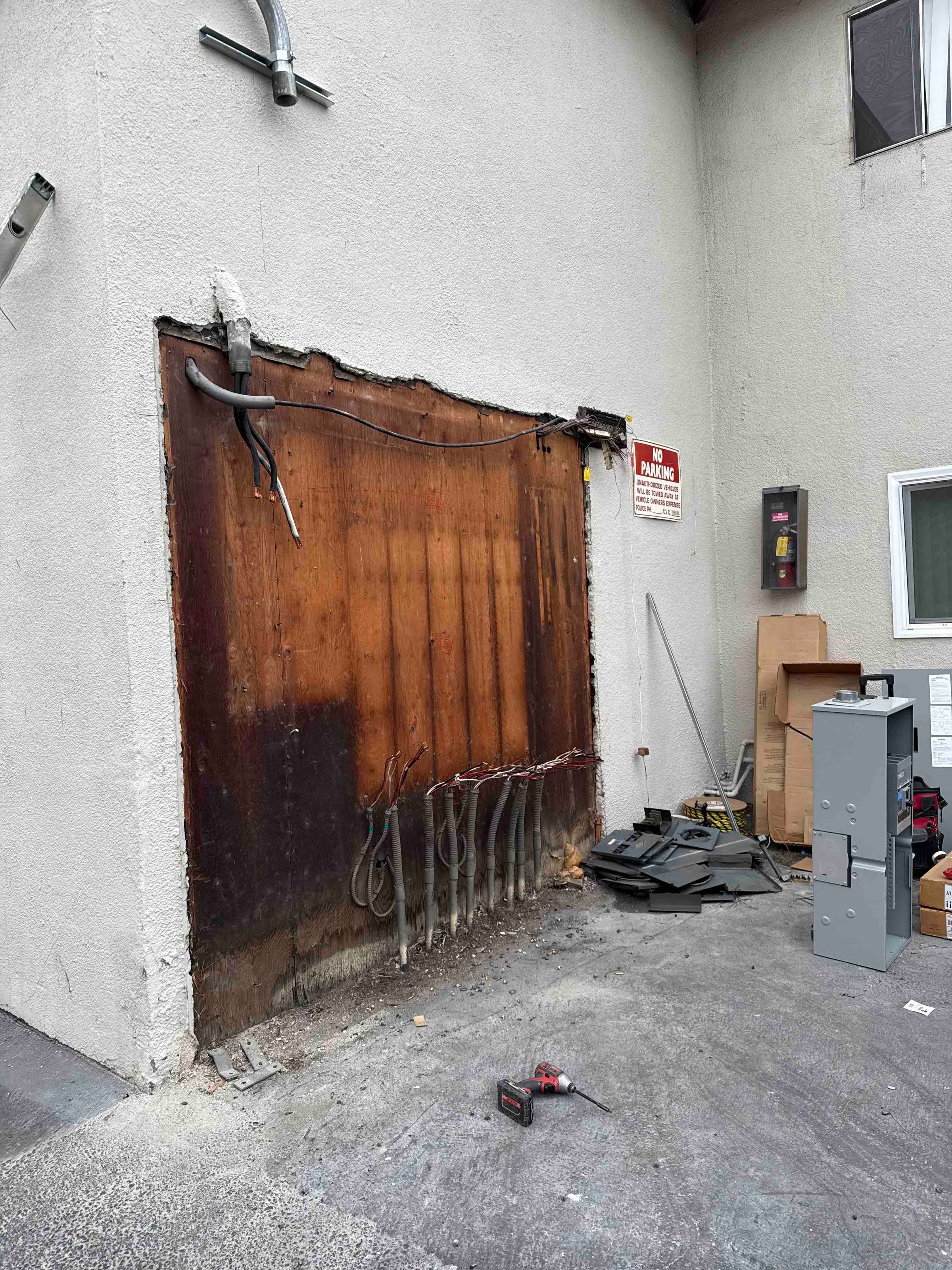 Apartment building electrical panel replacement