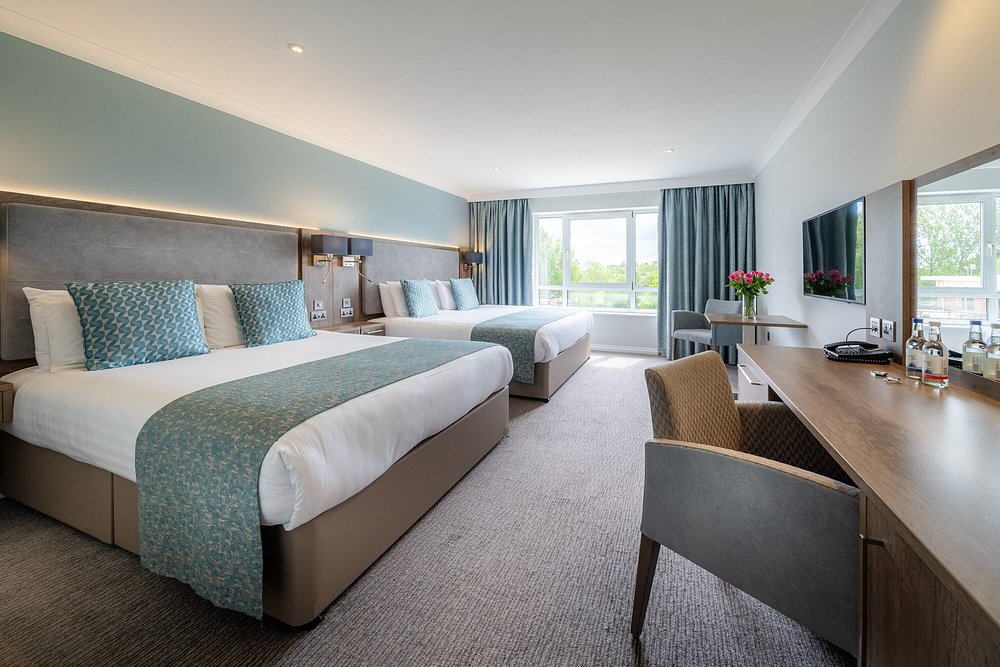 Stoke by Nayland Hotel luxury accommodation 4-star rooms suites