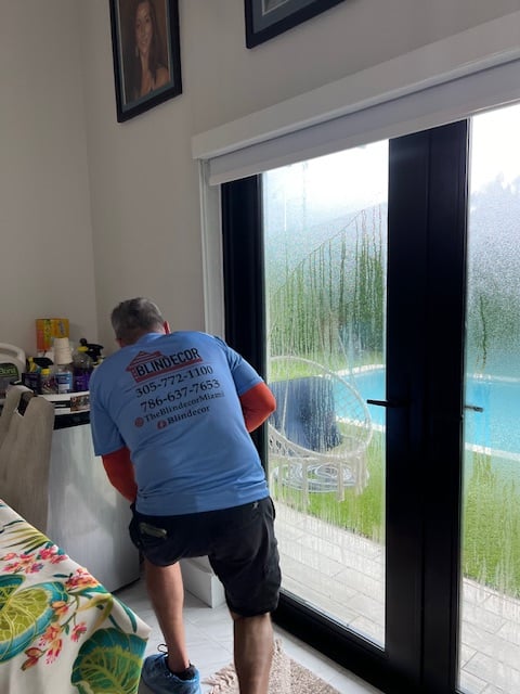 Diseño profesional de persianas y cortinas