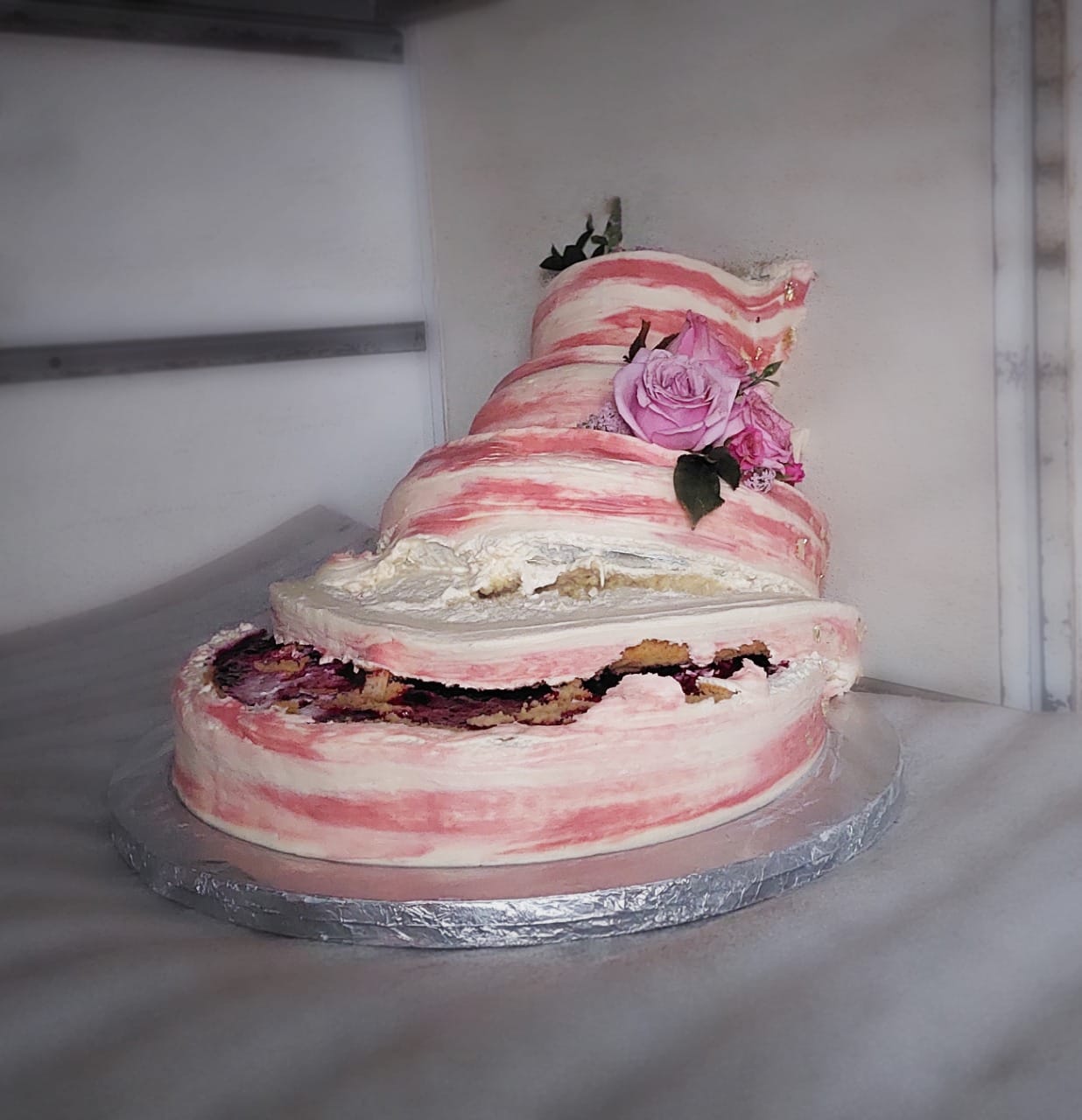 Pastel caído - Momento difícil en Pastelería Cinco20