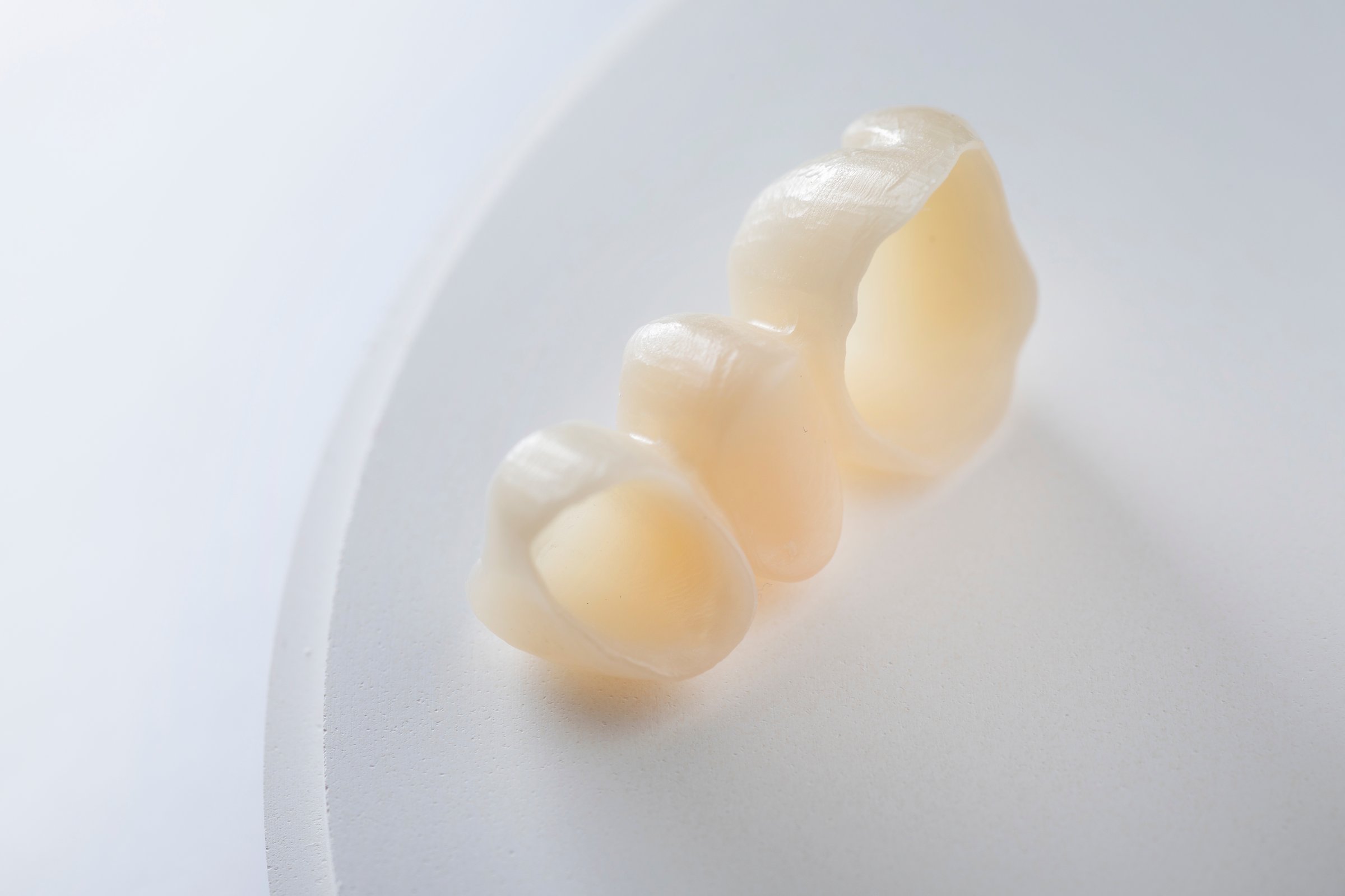 Zirconia and dentures