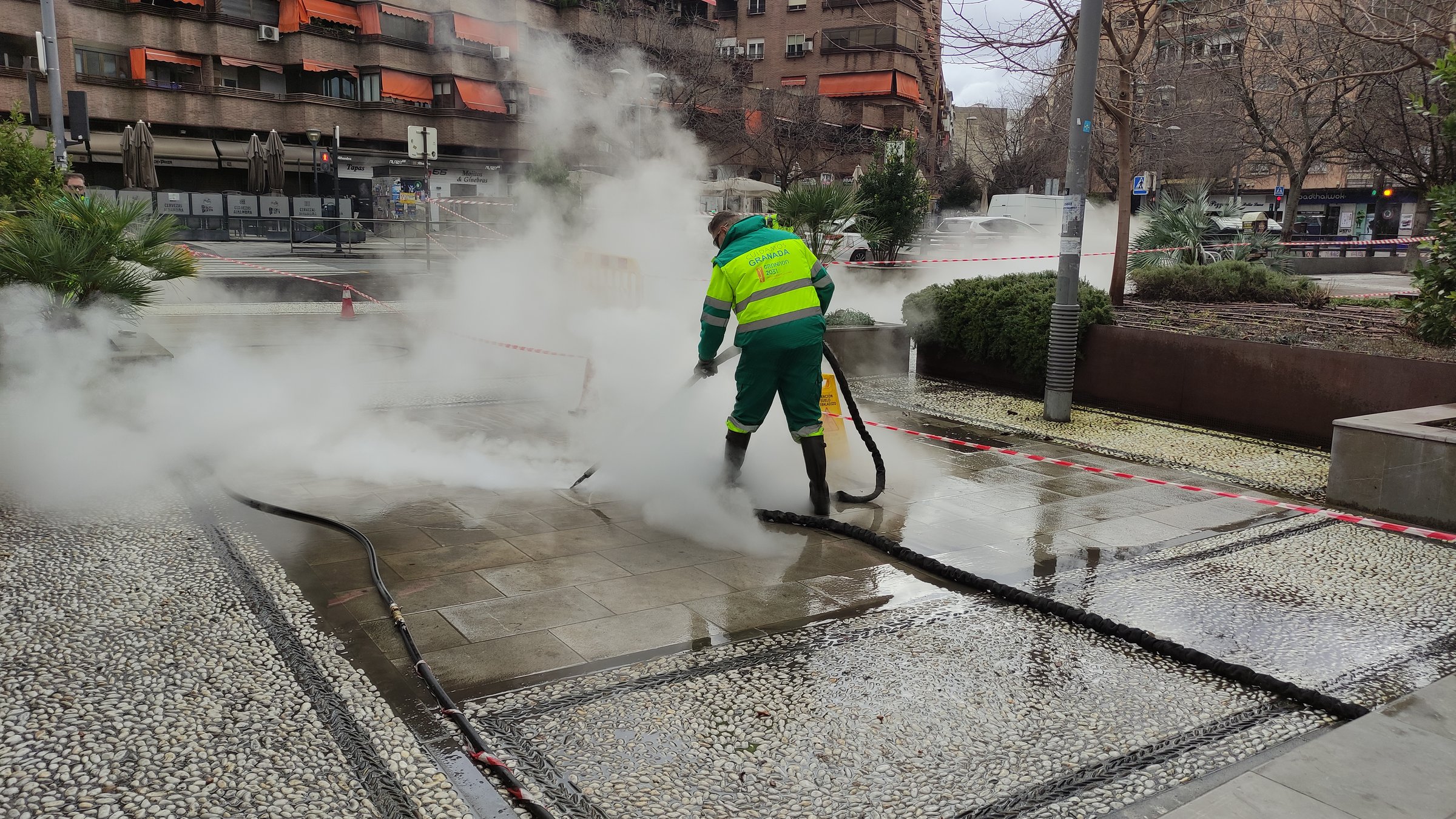 Commercial power washing service in Ottawa