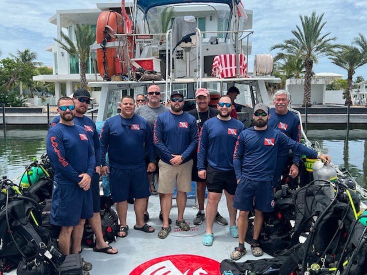 Private charter dive trips with Captain Slate's Scuba Adventures