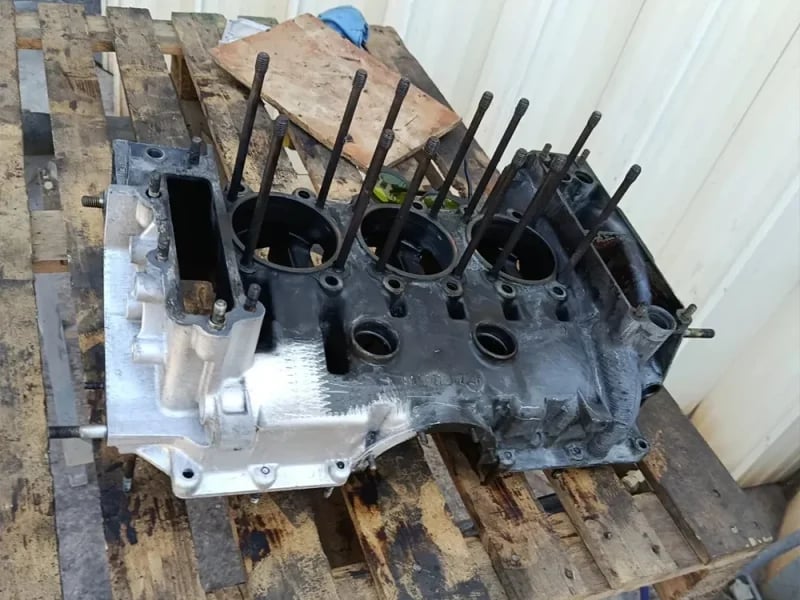 Industrial auto parts laser cleaning restoration