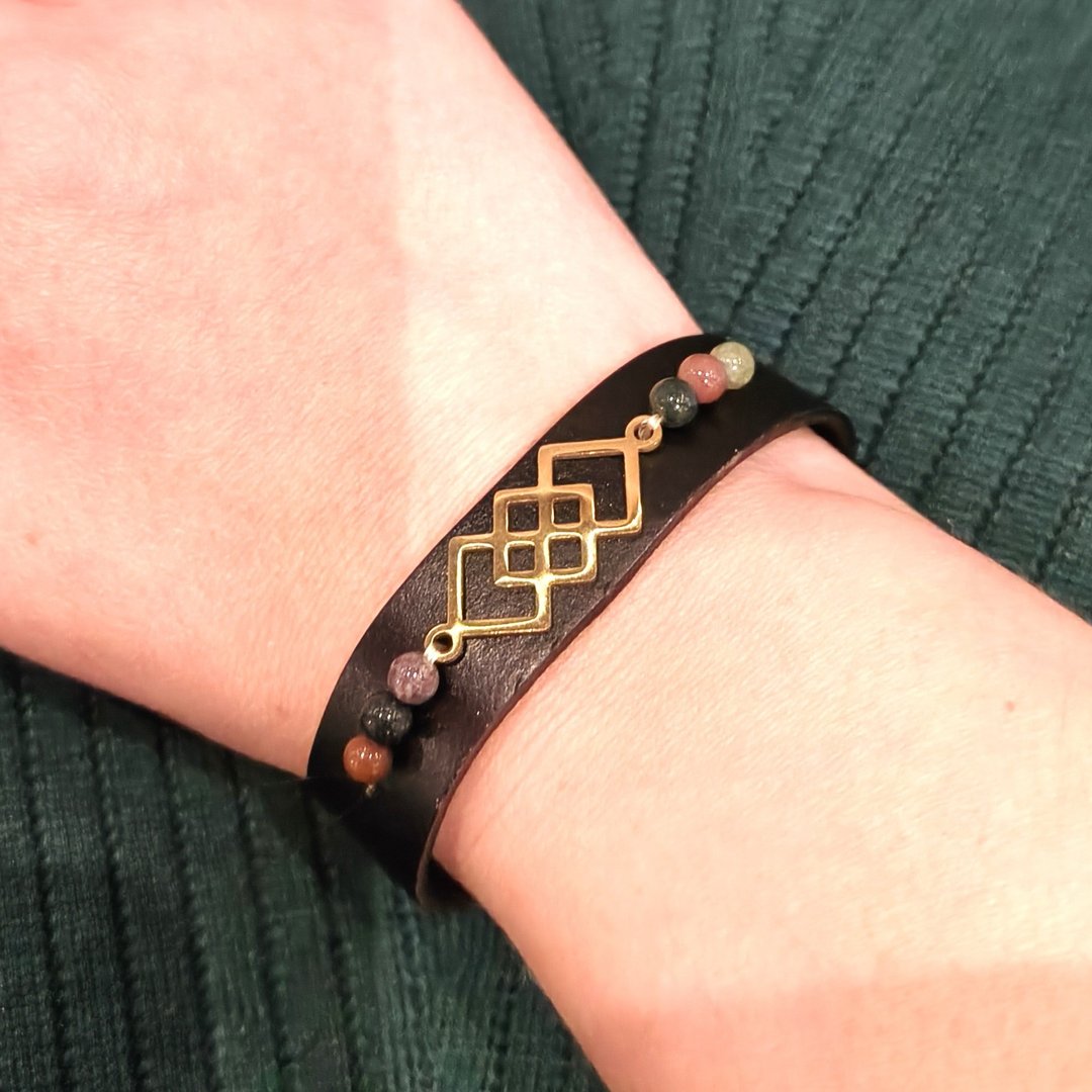 Bransoletki skórzane