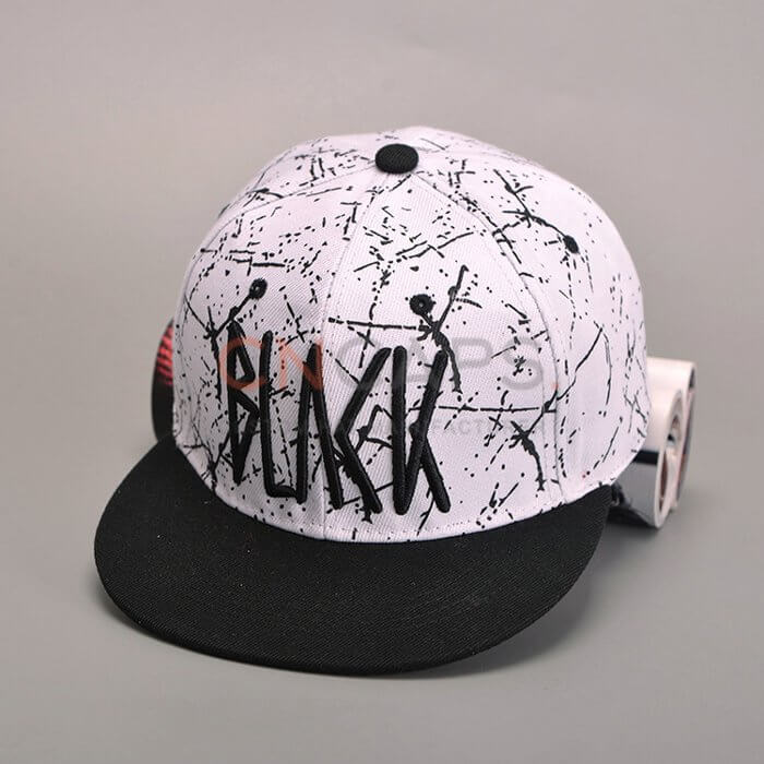 Baseball cap with 3D embroidered design