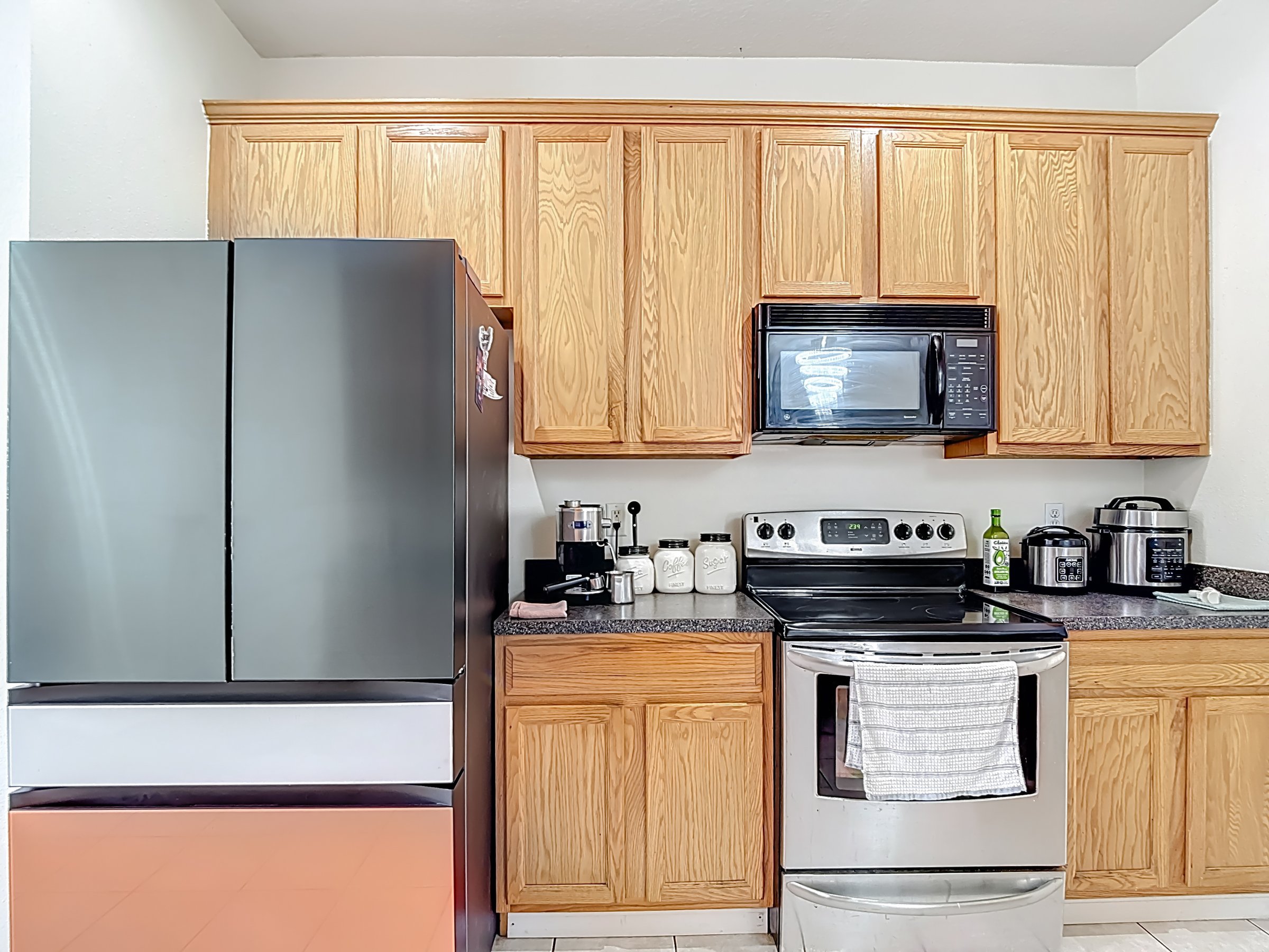 221 Fairmont Dr - Interior Photo