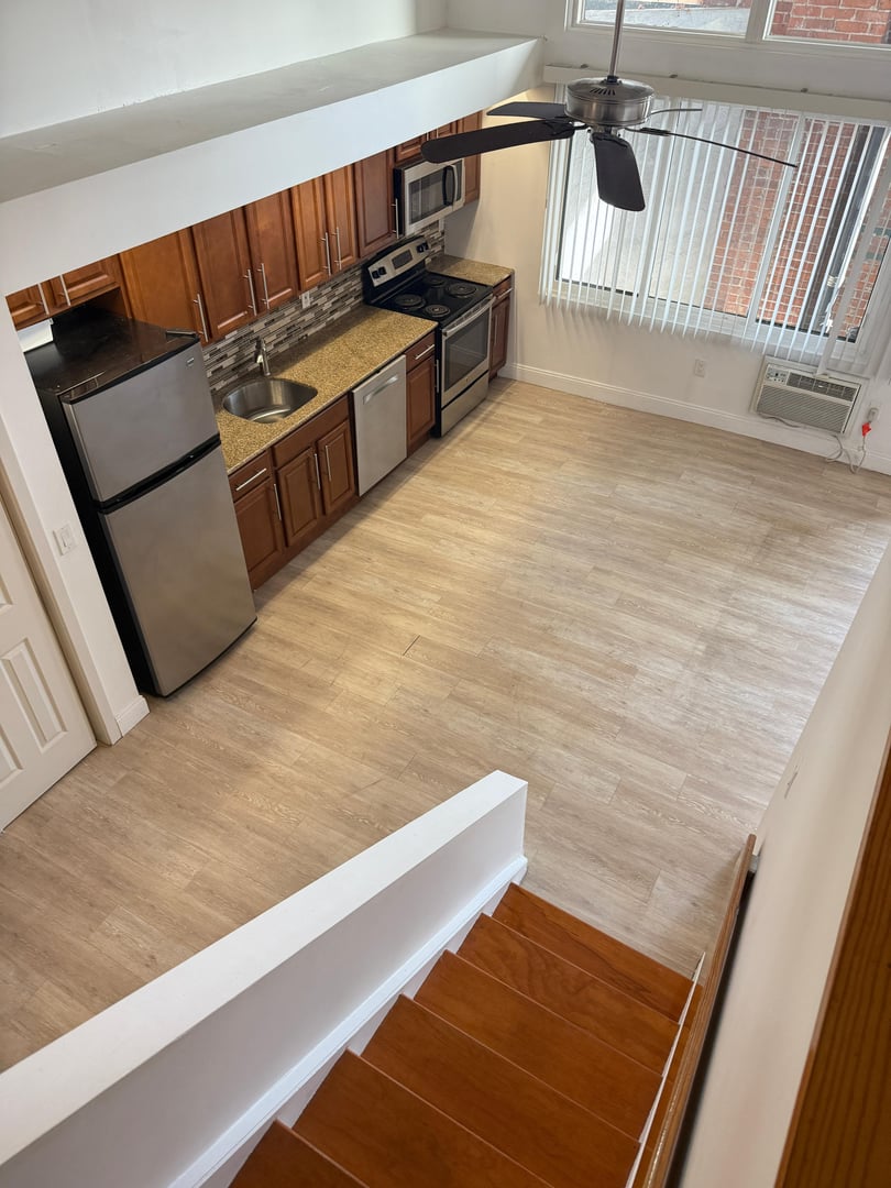 15 Park St #206 - Living Space