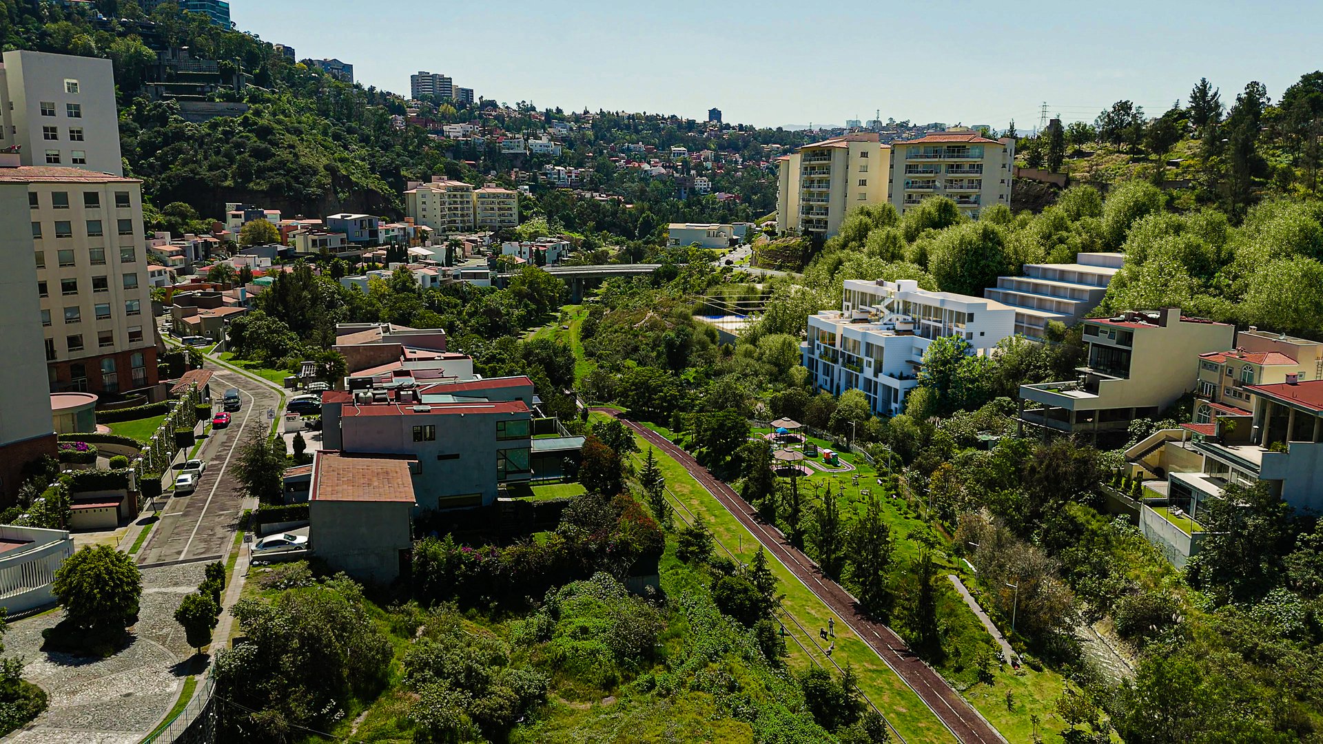 Vista aérea con dron del desarrollo Lomas del Río