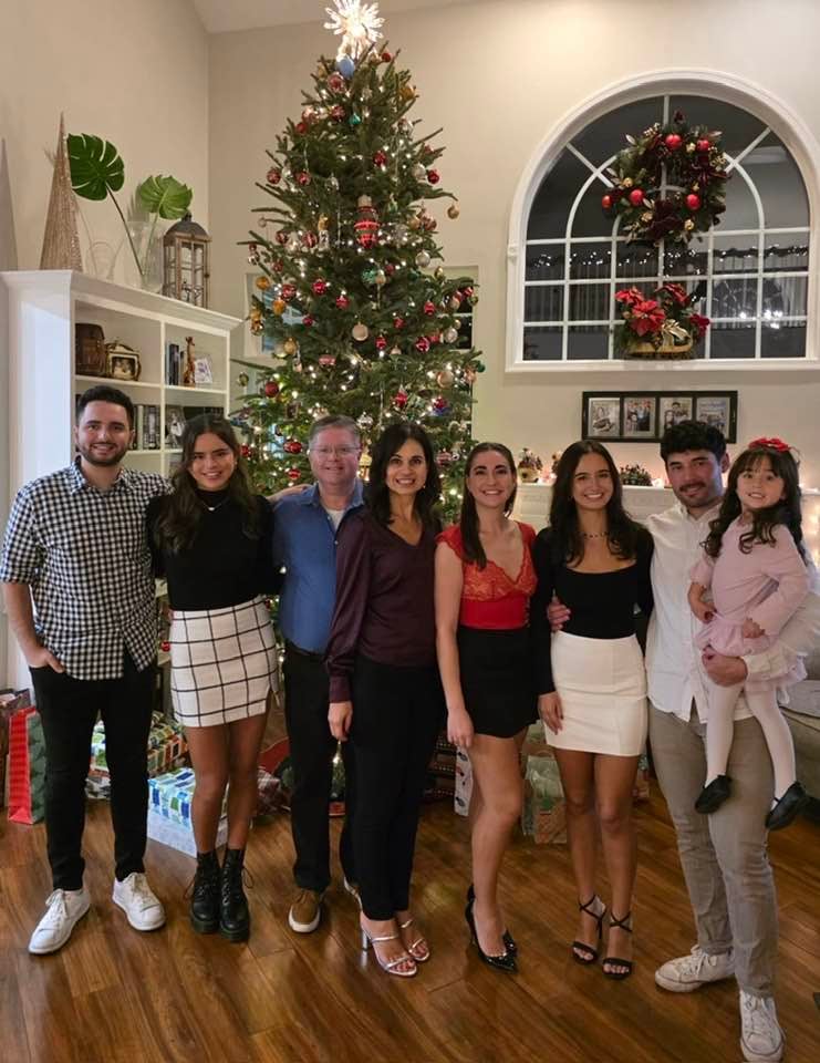 Shawn Mills - Family Christmas