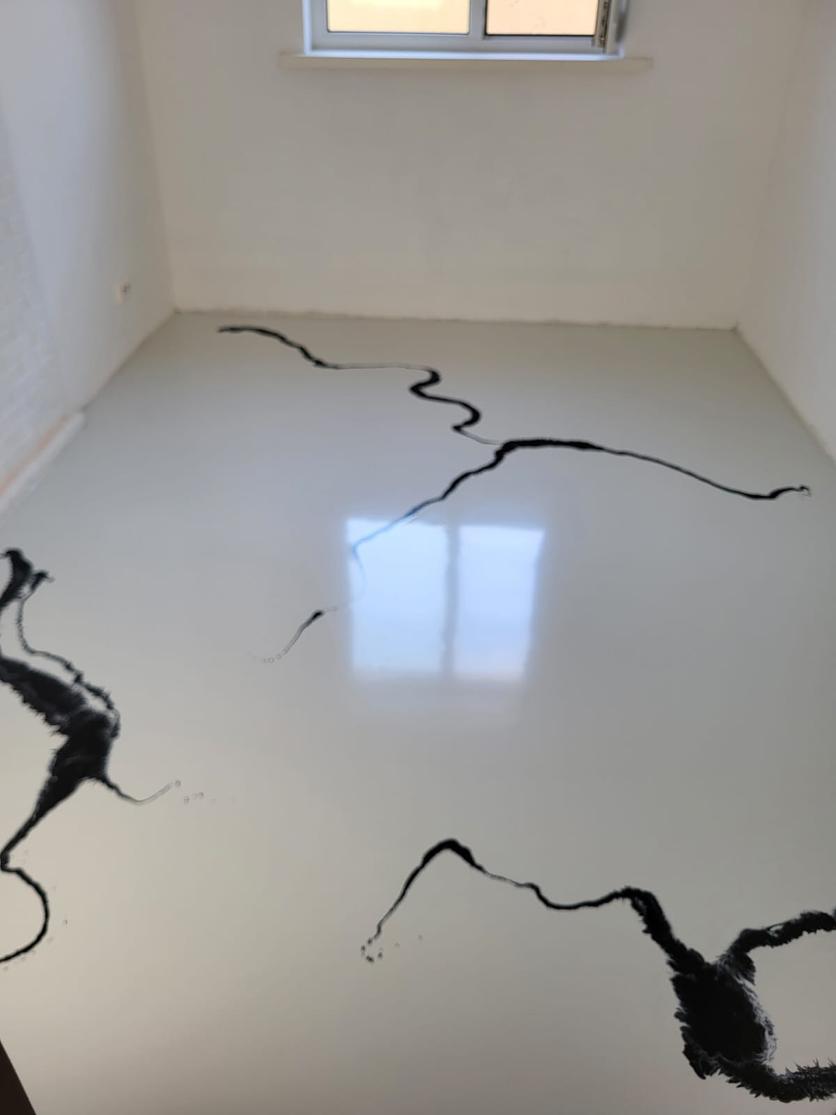 Pardoseală epoxy rezistentă