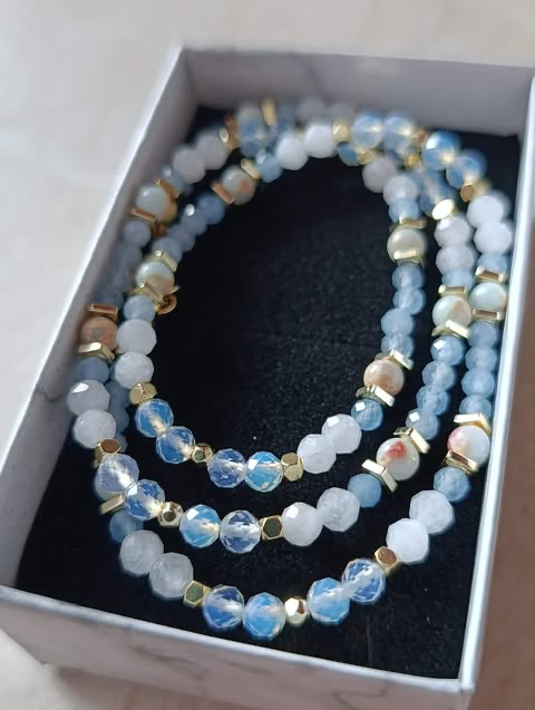 Naszyjnik z kamienia księżycowego