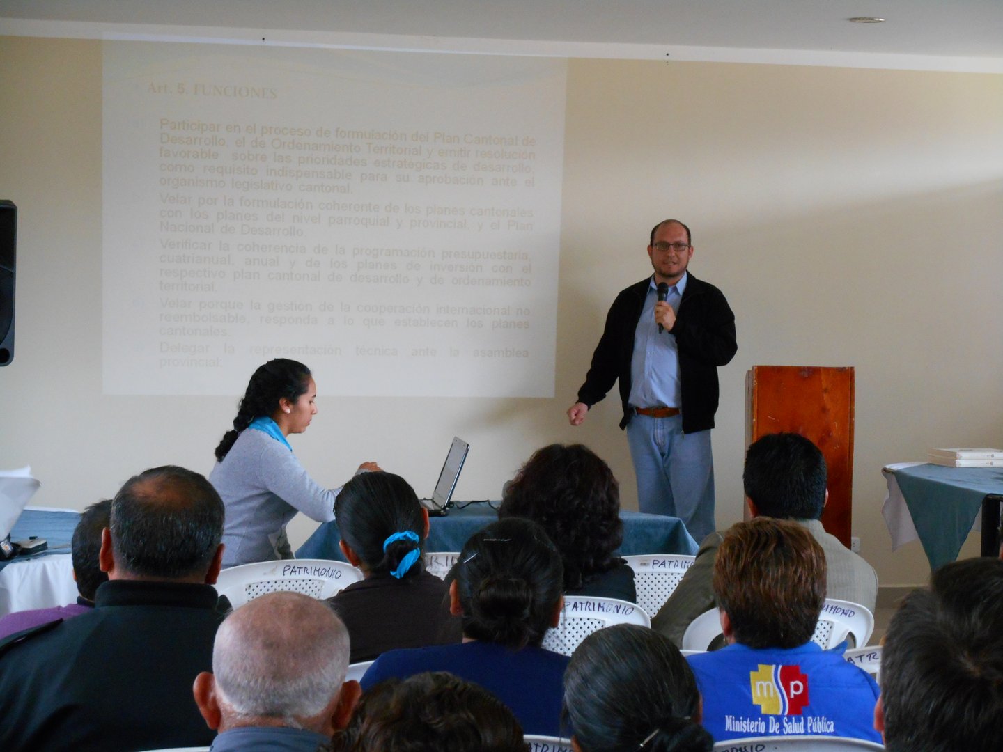 Taller de socialización con ciudadanía sobre el catastro multifinalitario del cantón Quijos en colaboración con el IGM