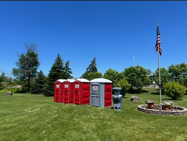Standard portable toilet unit