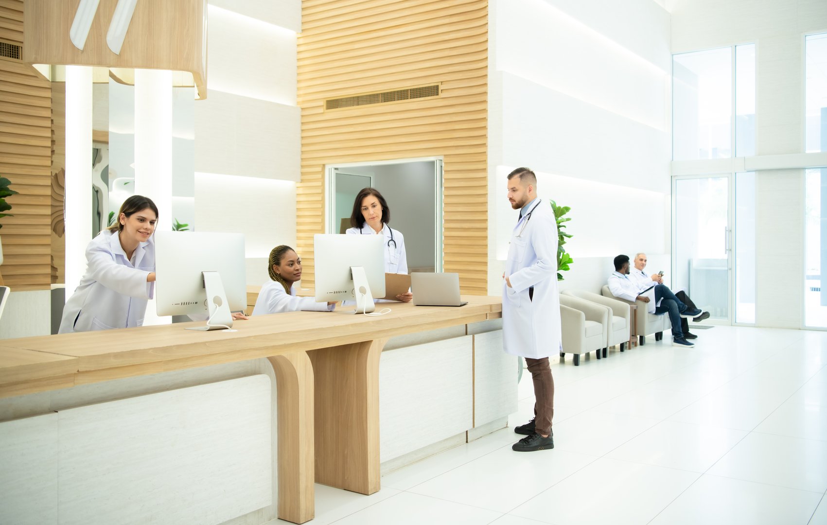 The hospital's medical ensemble will sit and converse, exchange ideas, and rest in the doctor's resting room. before launching the following mission