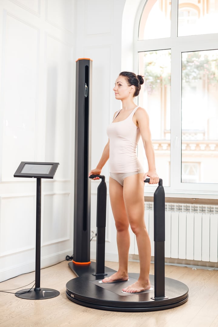 Creation 3d avatar of a womans body of a patient of a modern clinic. The structure of the body, the amount of fat and muscle tissue.