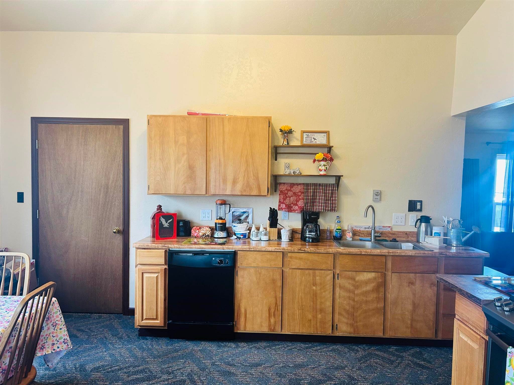 49067 KE Road Property - Kitchenette