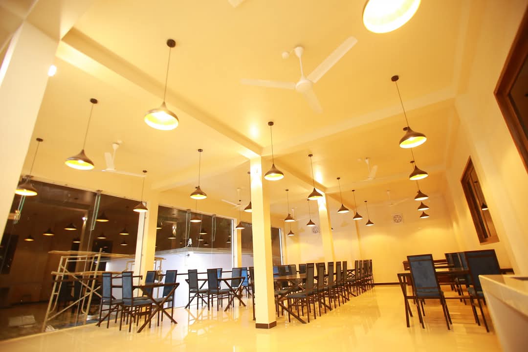 Dining at Crystal Riverston Deck