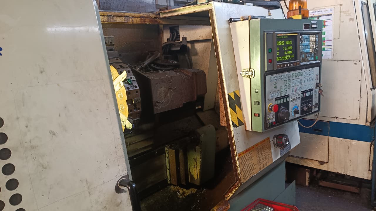 Tornillos y tuercas industriales de calidad