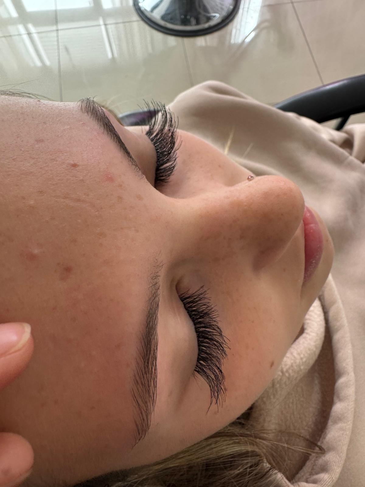 Perfect Brow Lounge - Expert brow treatment