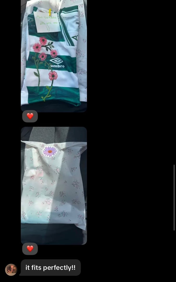 Happy customer wearing MissMaillot handmade jersey